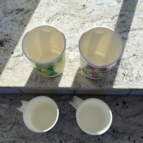 Tupperware cups - Picture 2 of 3